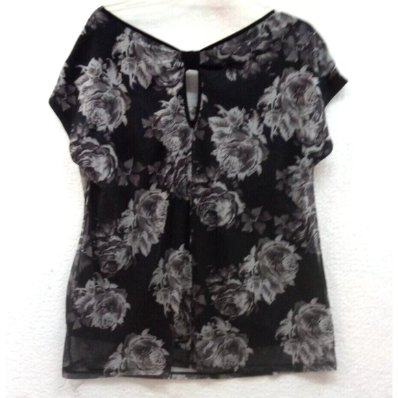 Cato Womens Plus 22/24W Top Black Floral‎ Cap Sleeve Layered Blouse - Picture 2 of 8